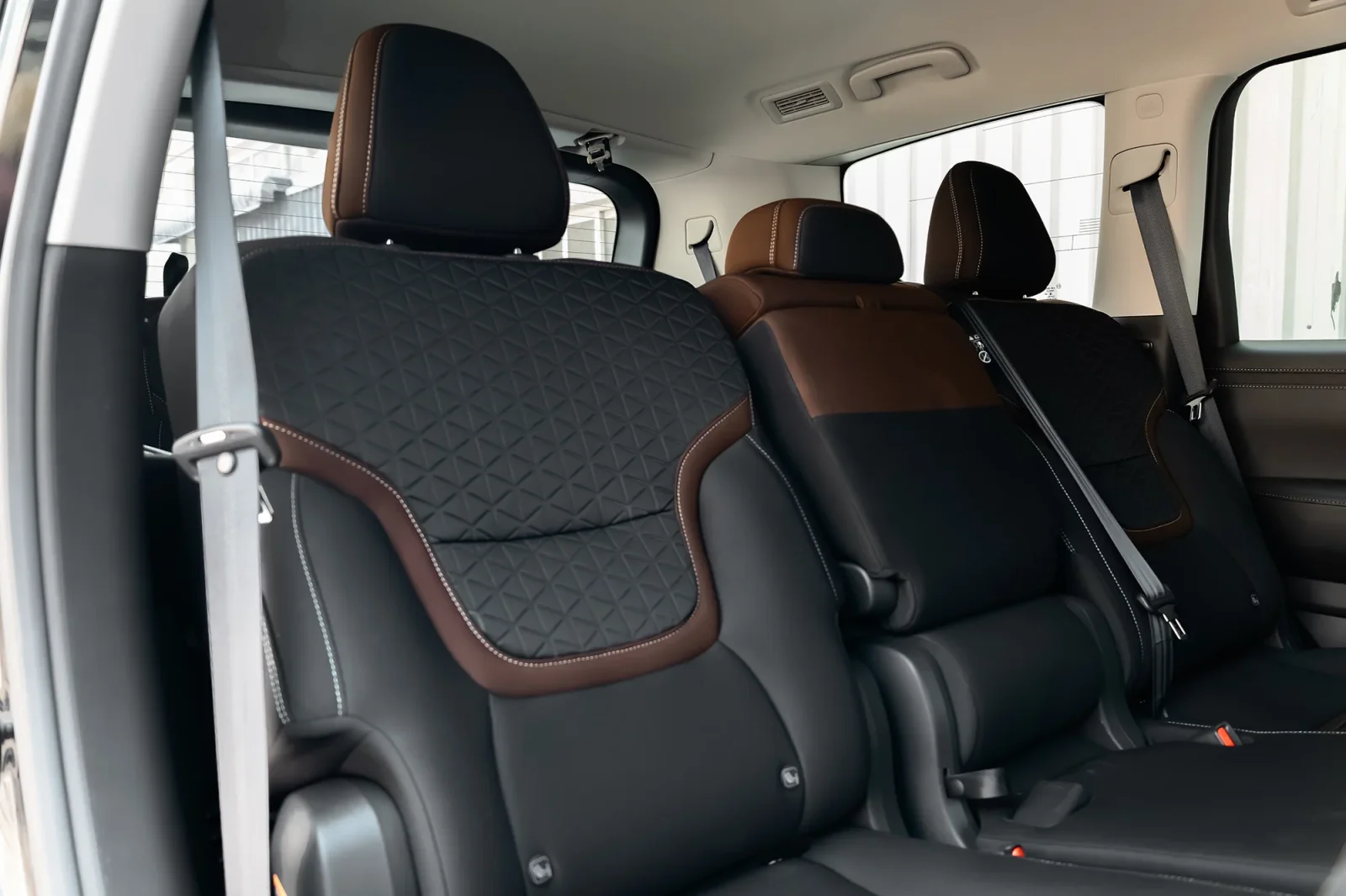 Аренда Nissan Patrol  Черный 2025 в Дубае - 7 