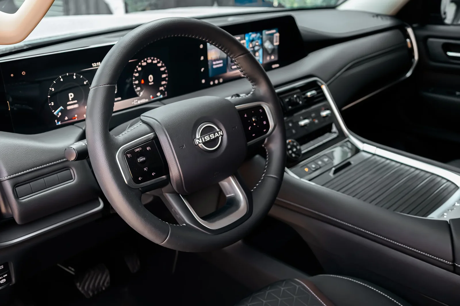 Аренда Nissan Patrol  Черный 2025 в Дубае - 4 