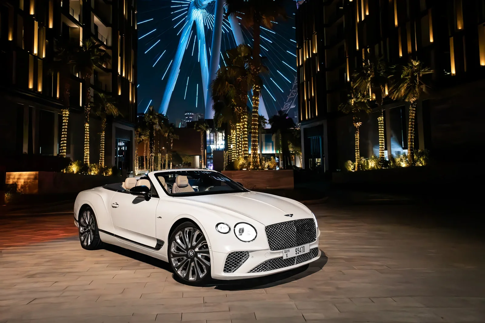 Alquiler Bentley Continental GT Mulliner  Blanco 2022 en Dubái