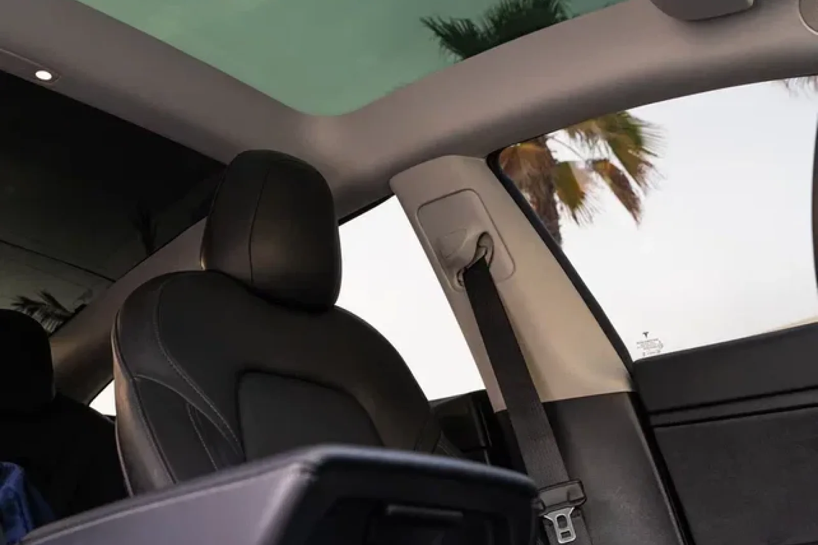 Miete Tesla Model 3  Weiß 2021 in der Dubai - 3 