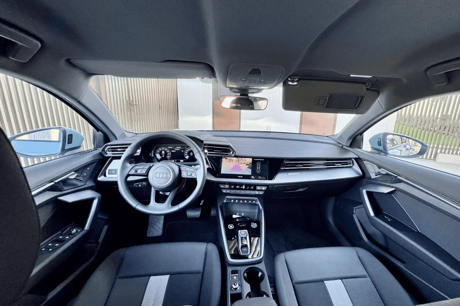 Kiralık Audi A3  Gri 2025 içinde Dubai - 3 