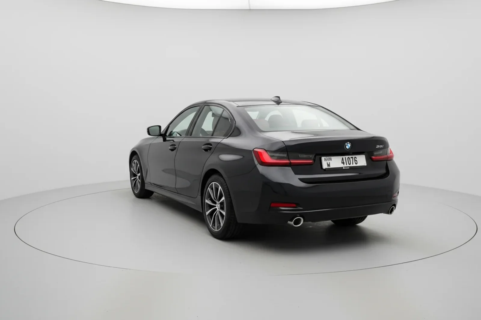 Affitto BMW 3-Series 318 Nero 2025 in Dubai - 7 