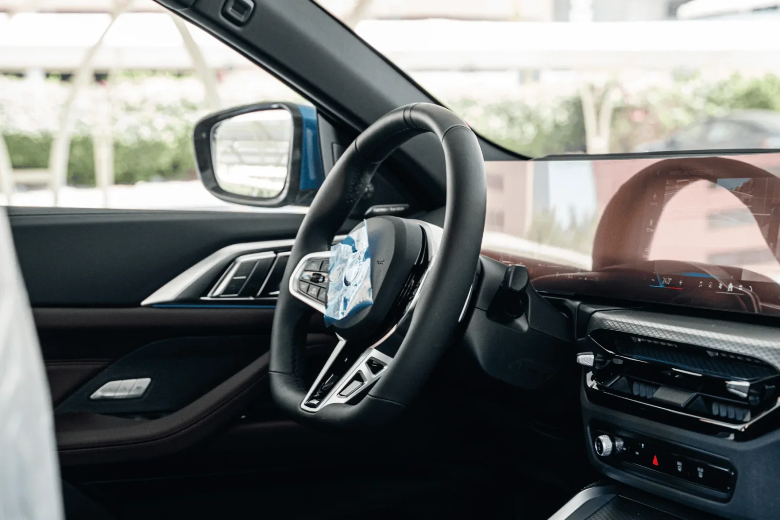 Affitto BMW 4-Series 430i Blu 2025 in Dubai - 3 