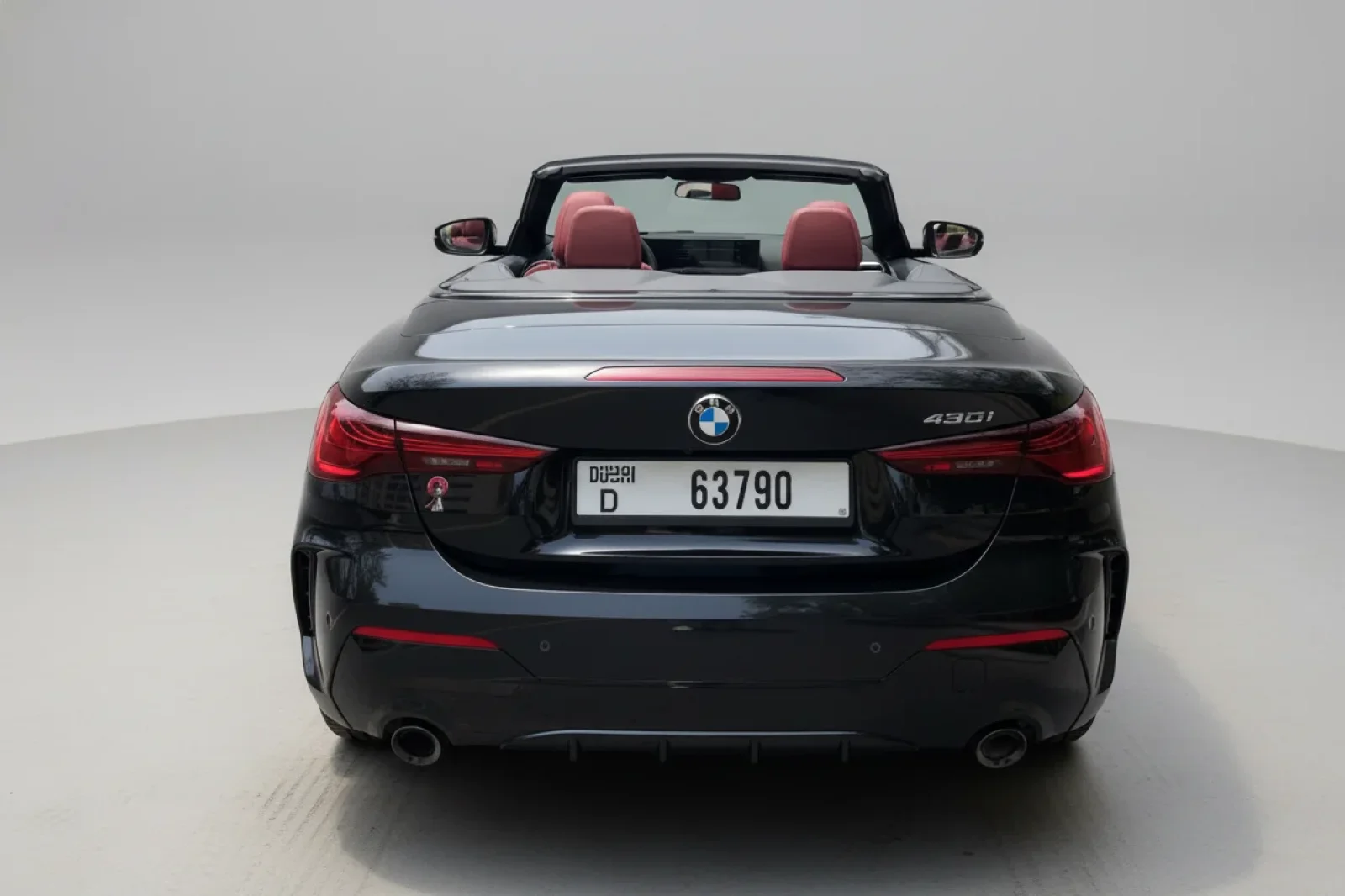 Affitto BMW 4-Series 430i Nero 2025 in Dubai - 3 