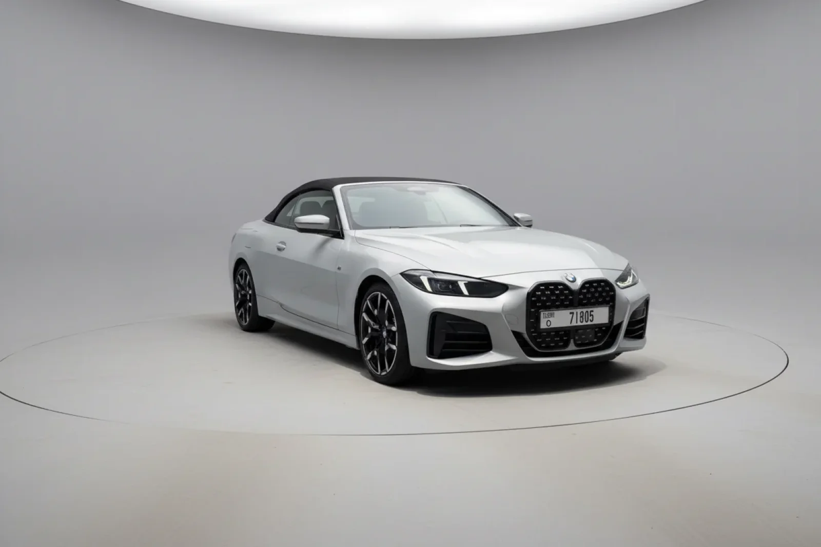 Affitto BMW 4-Series 430i Grigio 2025 in Dubai - 2 