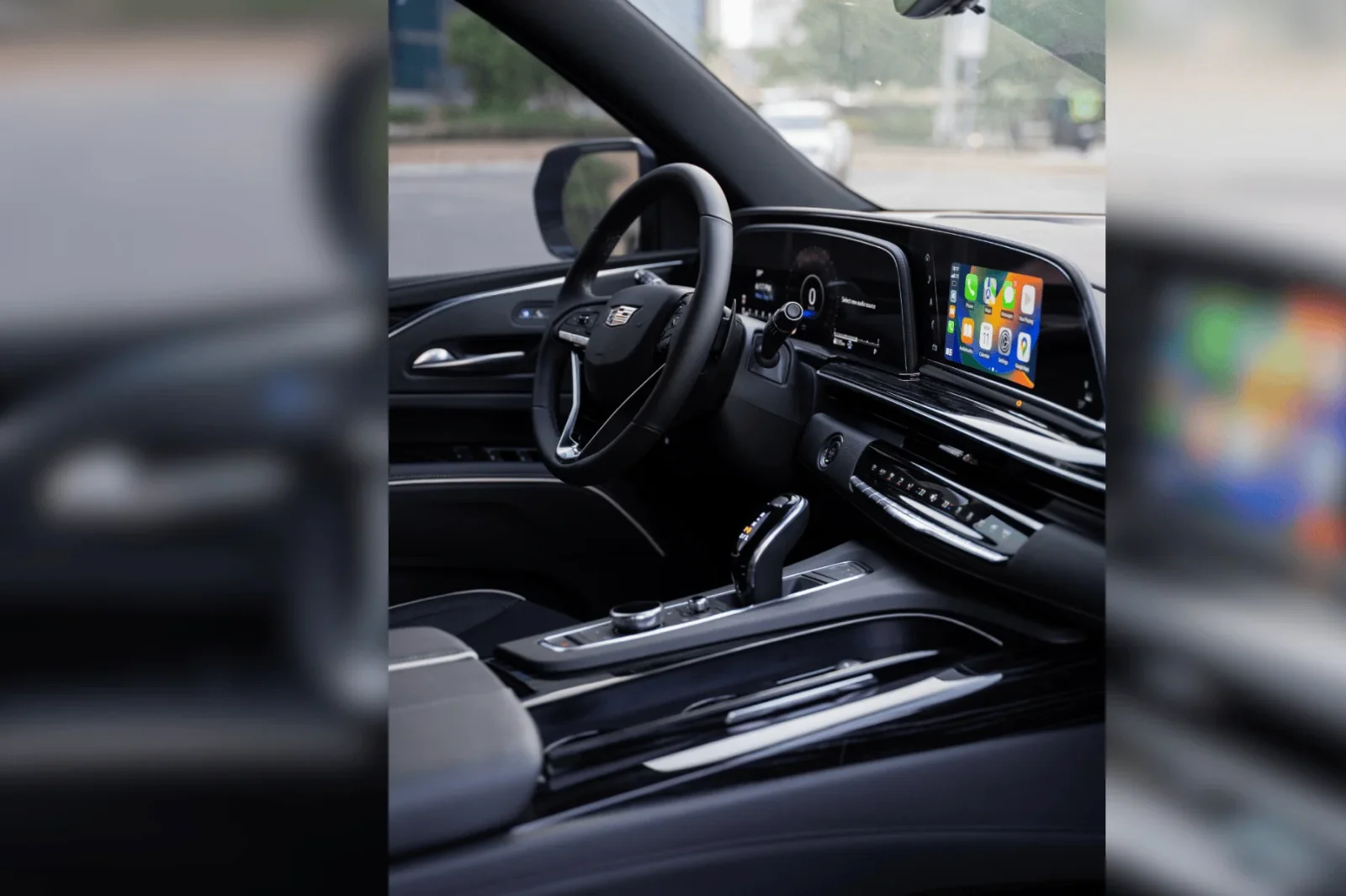 Miete Cadillac Escalade  Schwarz 2023 in der Dubai - 3 