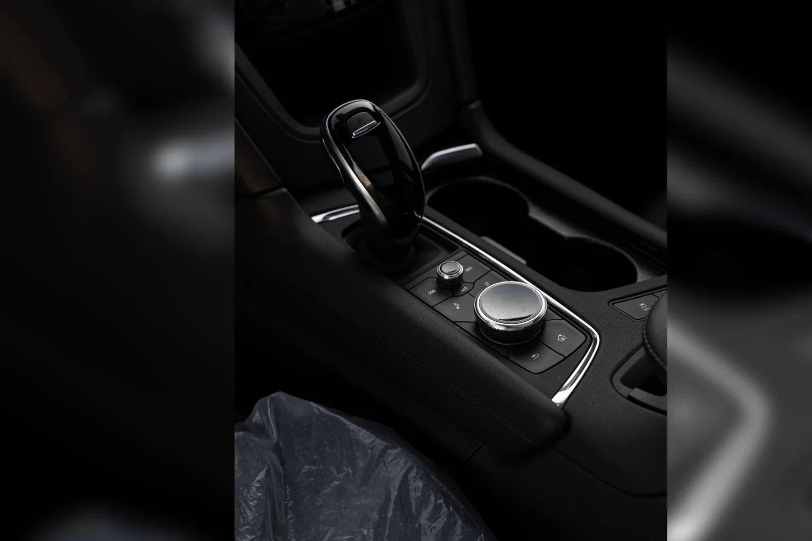 Аренда Cadillac XT6  Серый 2022 в Дубае - 4 