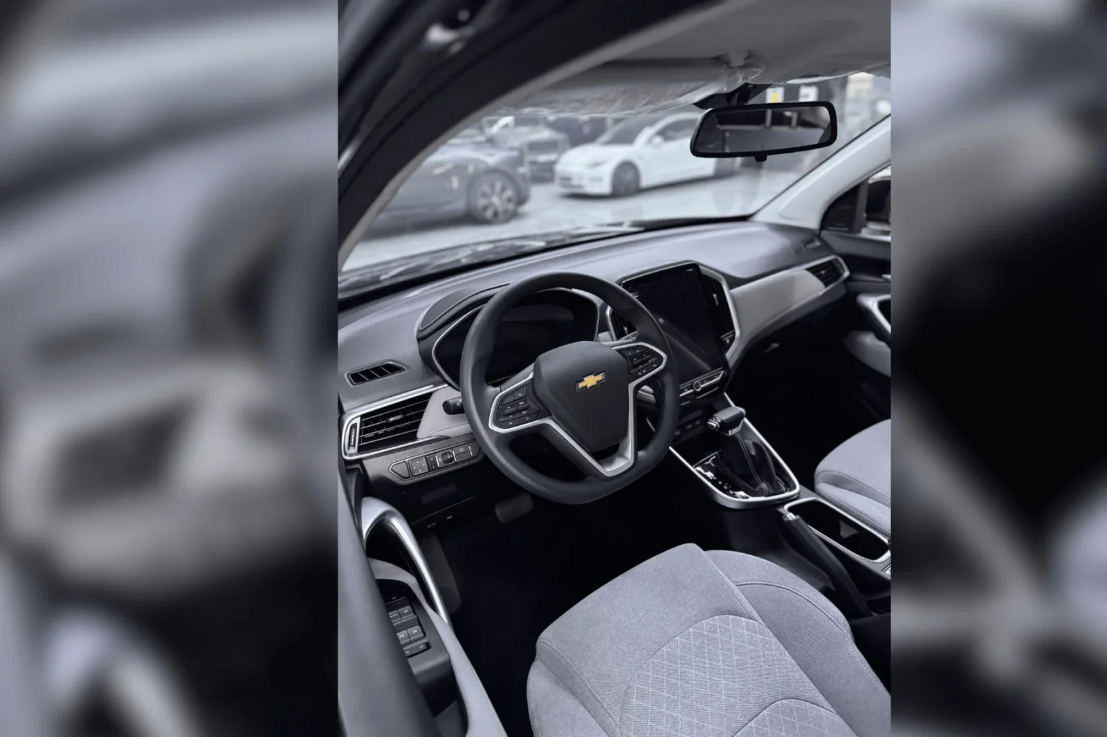 Rent Chevrolet Captiva  Black 2026 in Dubai - 4 