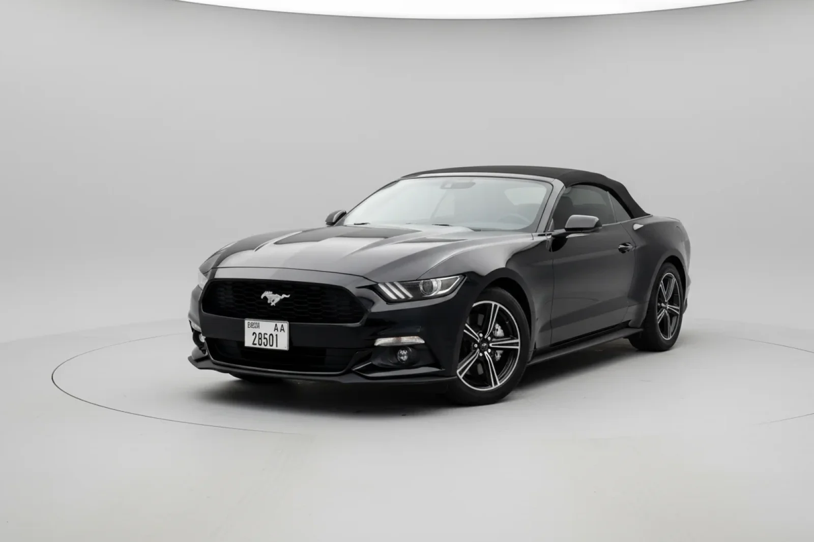 Alquiler Ford Mustang  Negro 2024 en Dubái - 5 