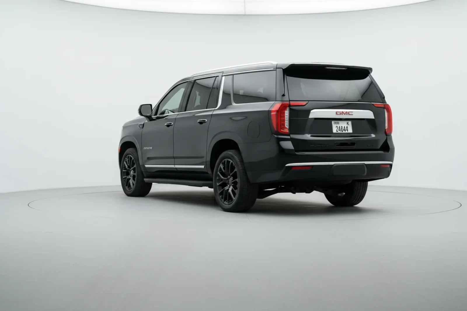 Loyer GMC Yukon  Noir 2023 en Dubai - 6 