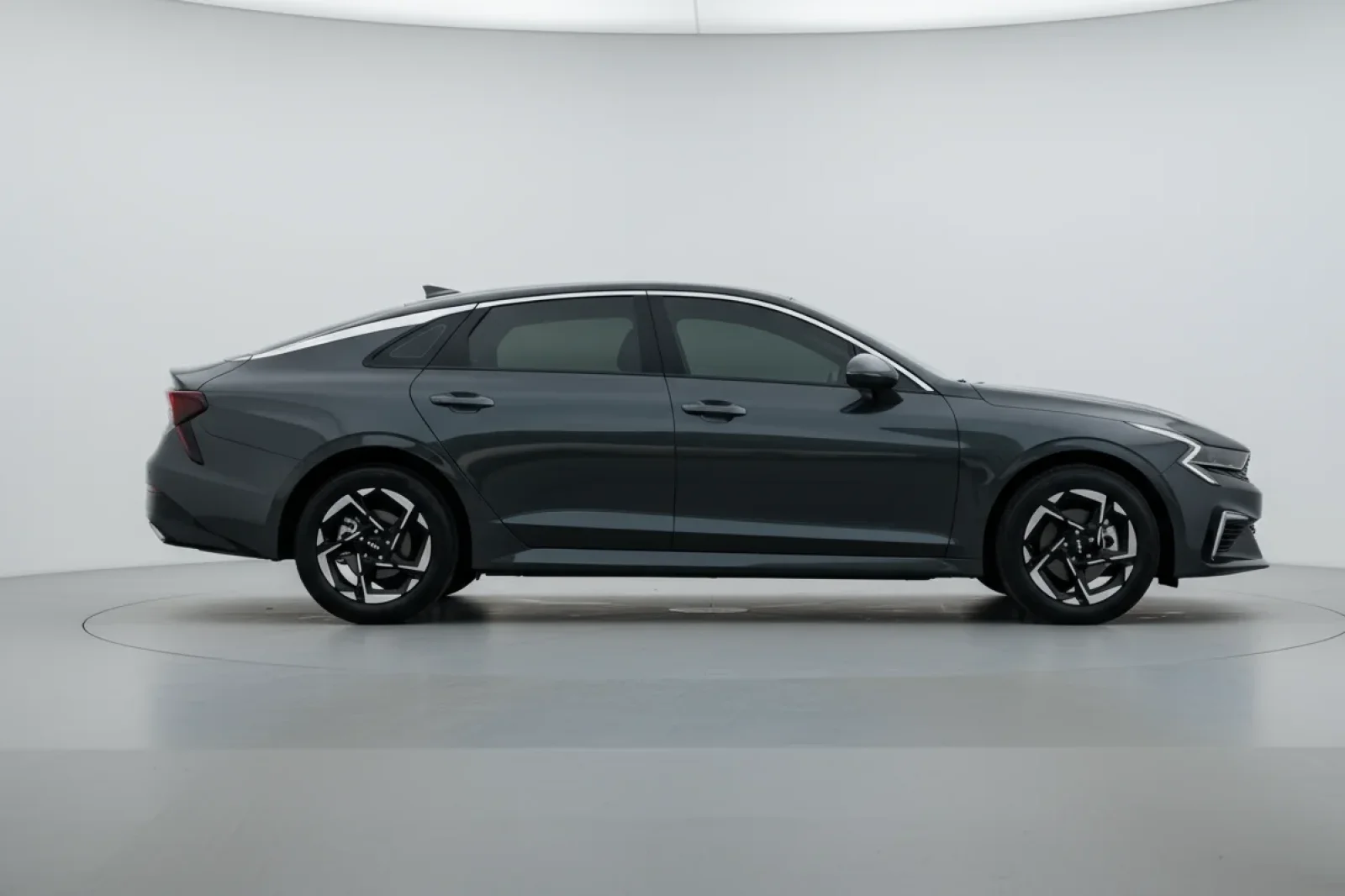 Аренда Kia K5  Серый 2024 в Дубае - 7 