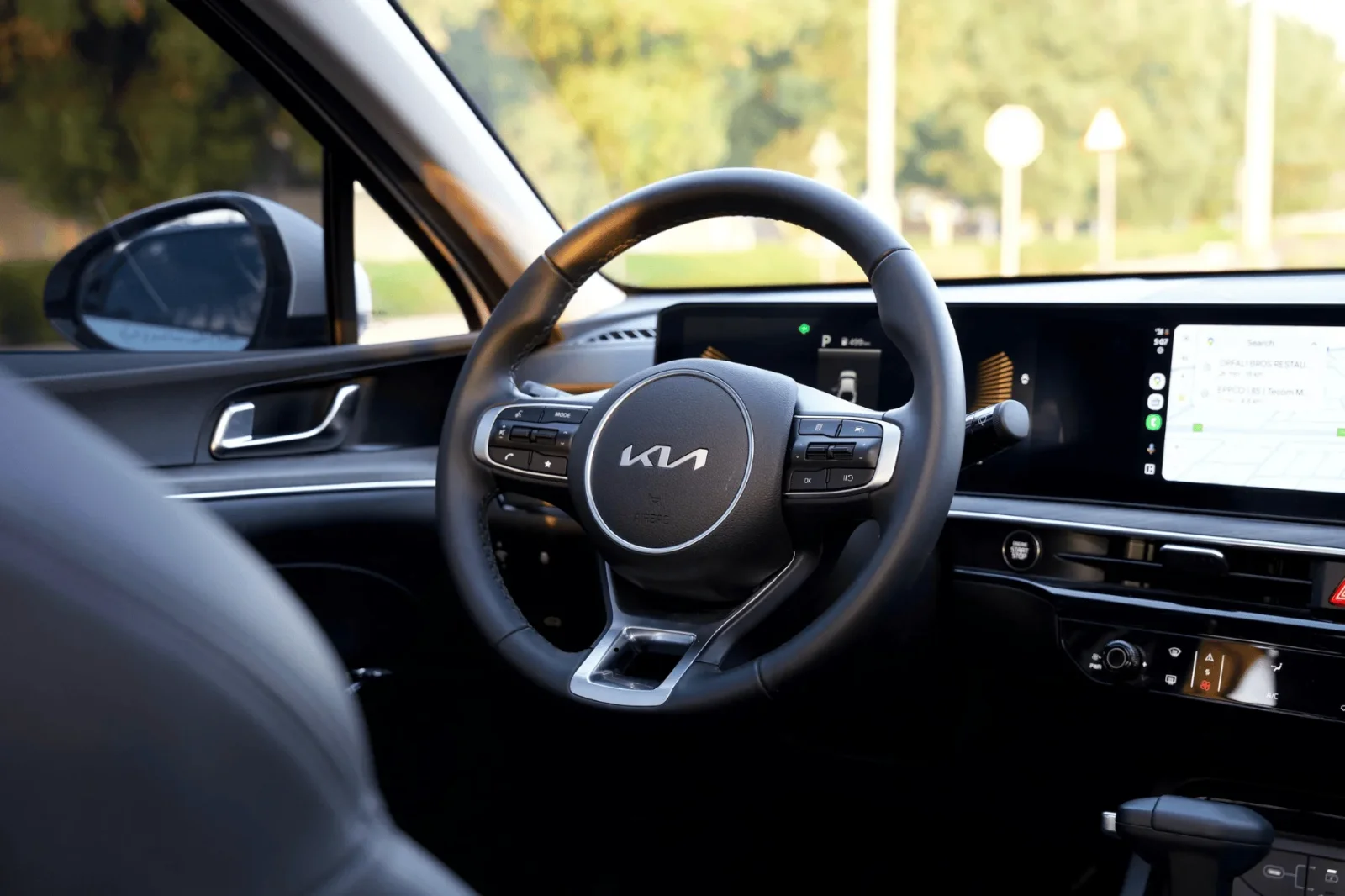 Аренда Kia K5  Белый 2024 в Дубае - 3 