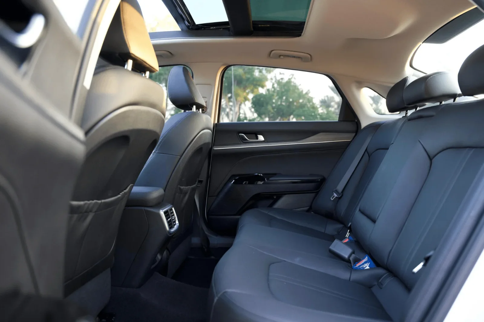 Аренда Kia K5  Белый 2024 в Дубае - 4 