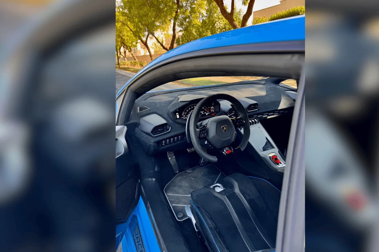 Miete Lamborghini Huracan STO Blau 2024 in der Dubai - 4 