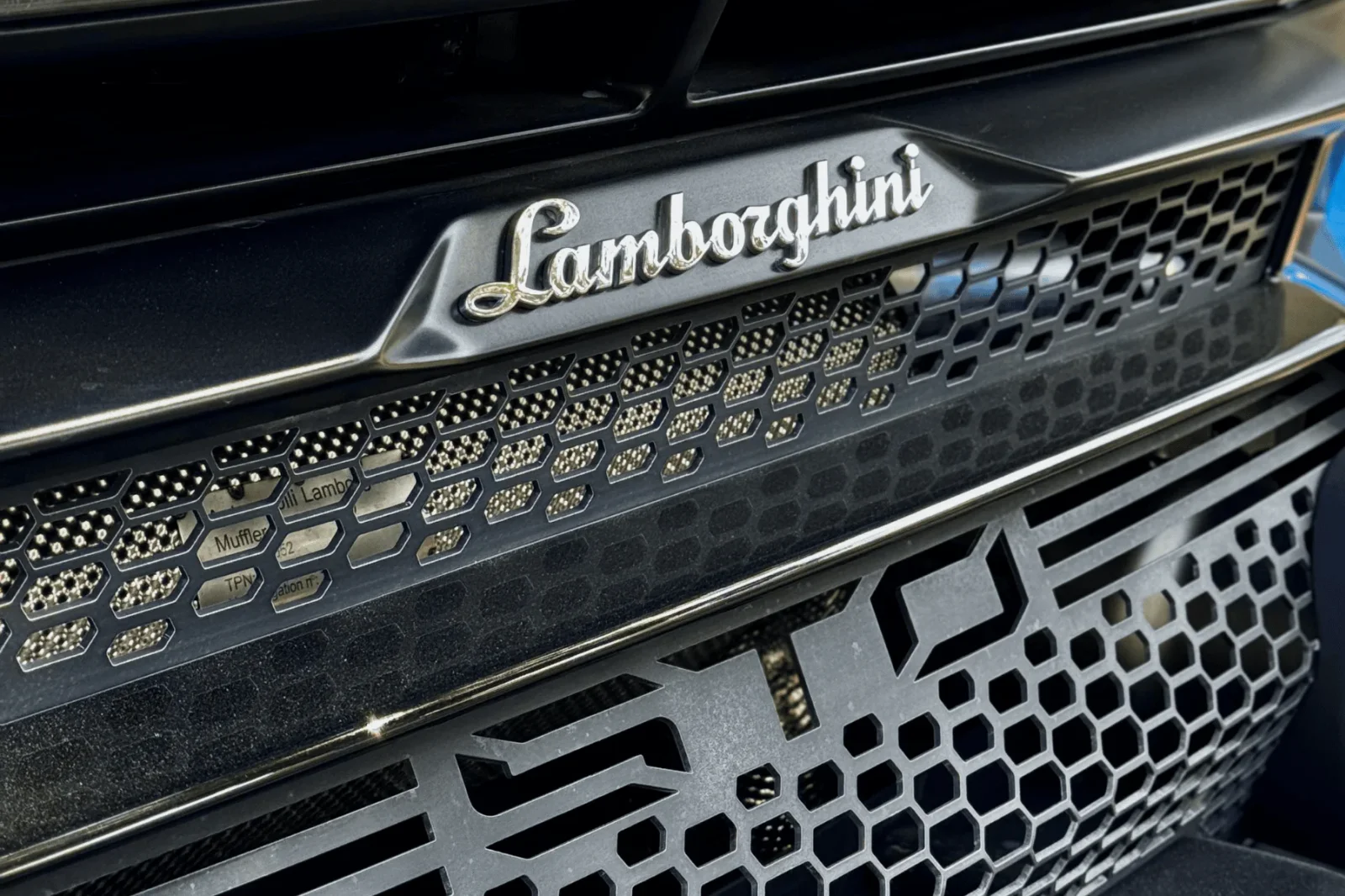 Miete Lamborghini Huracan STO Blau 2024 in der Dubai - 9 