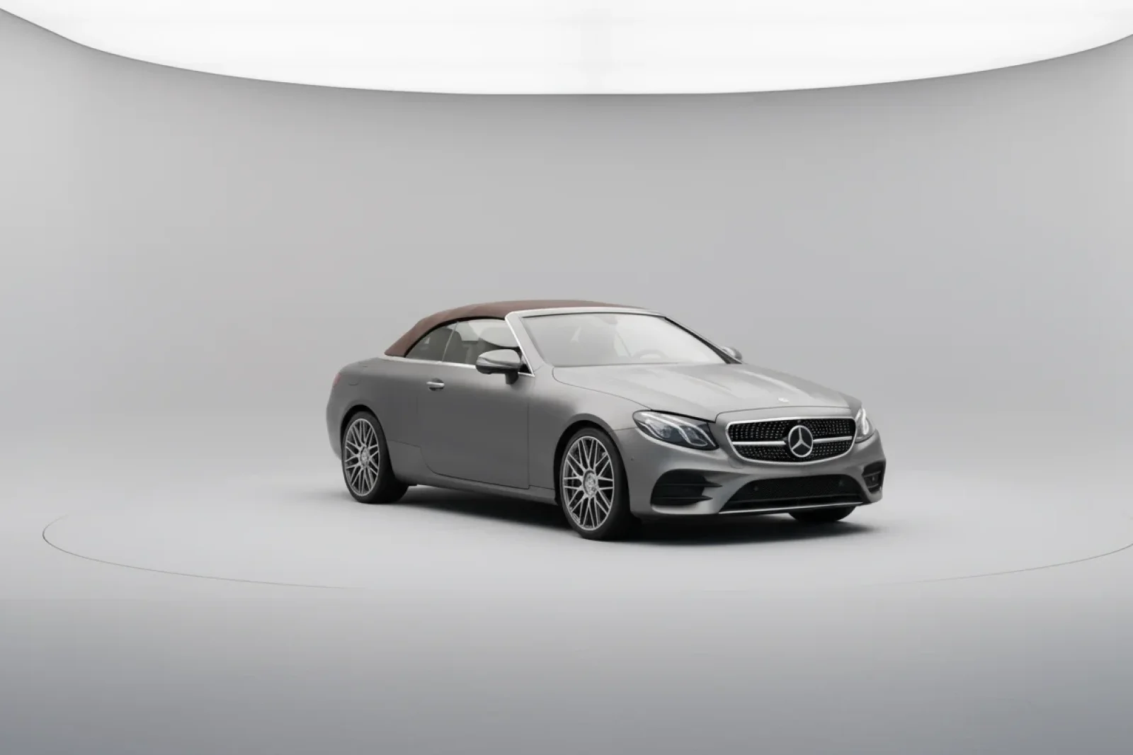 Rent Mercedes-Benz E-Class 450 Grey 2020 in Dubai - 2 