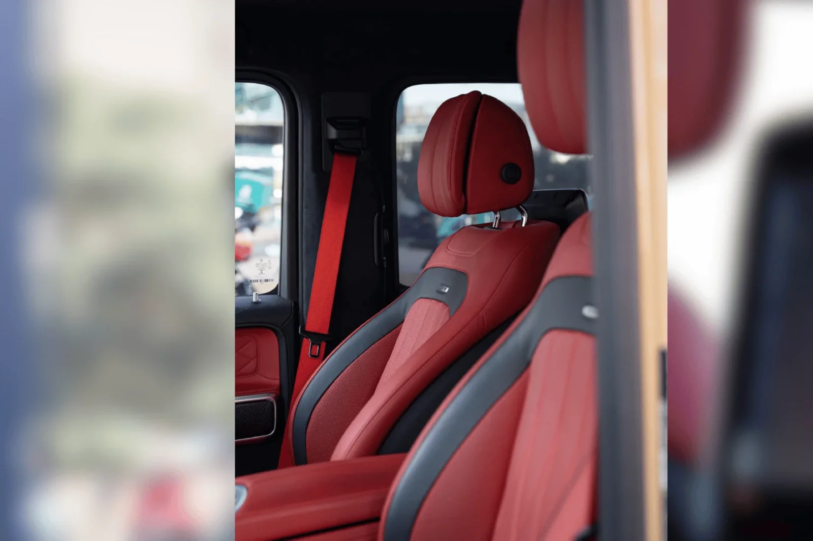 Аренда Mercedes-Benz G-Class 63 AMG Бежевый 2022 в Дубае - 2 