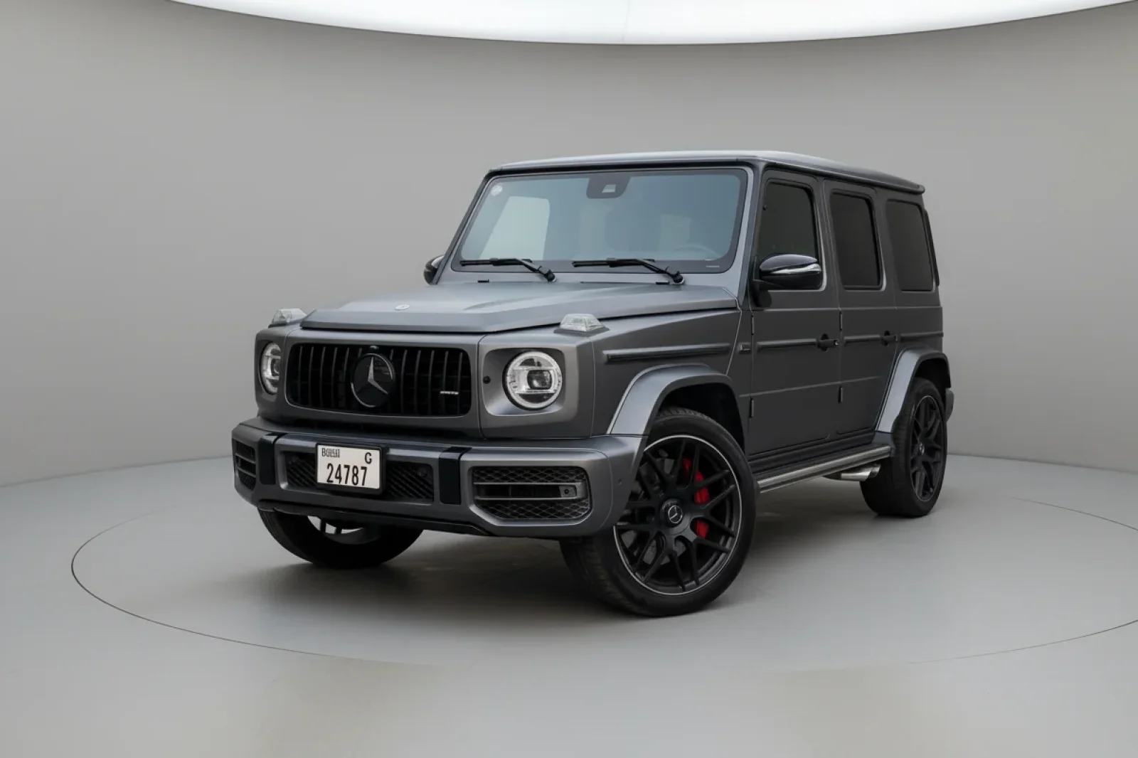 Аренда Mercedes-Benz G-Class 63 AMG Серый 2023 в Дубае