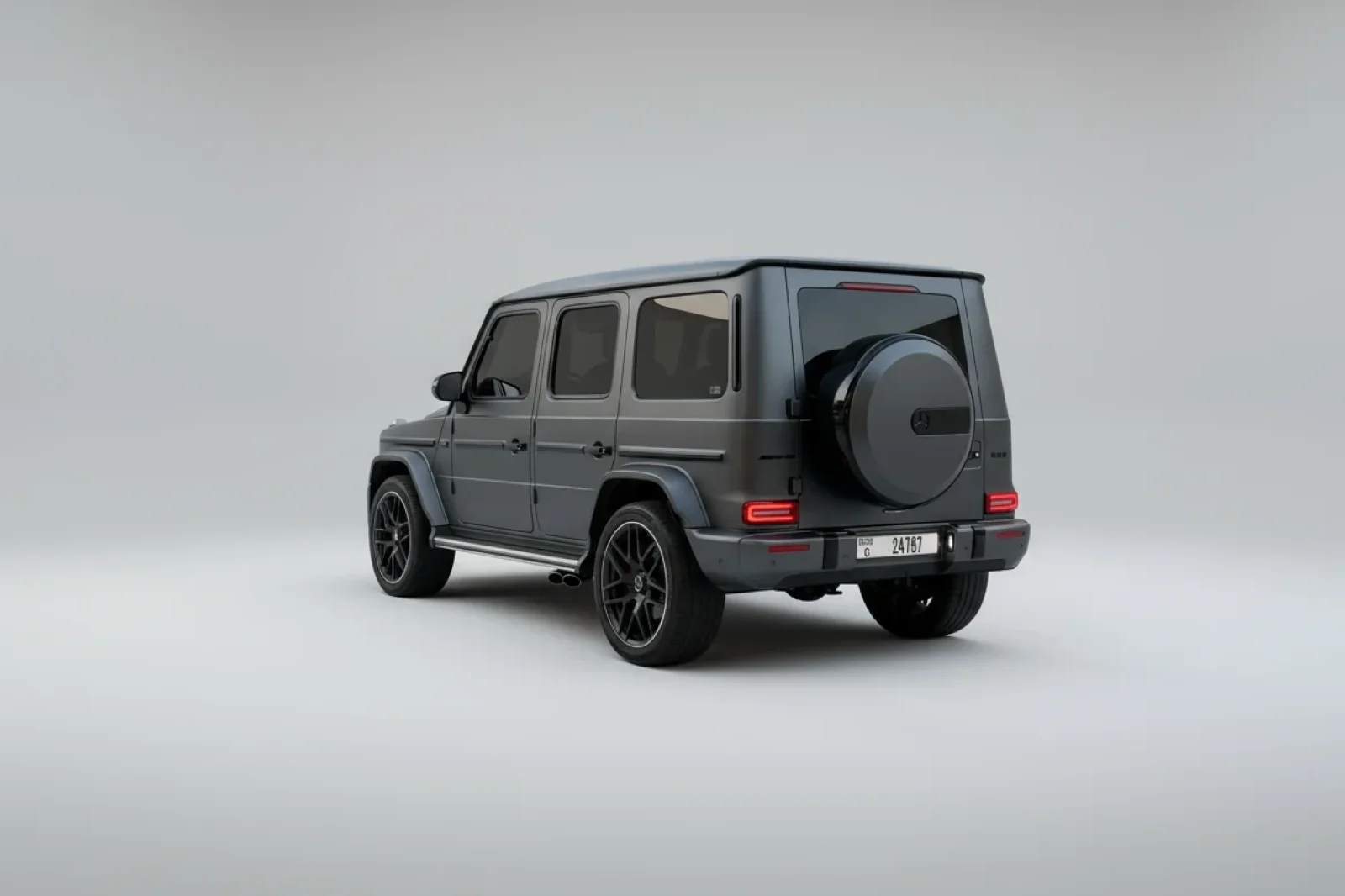 Аренда Mercedes-Benz G-Class 63 AMG Серый 2023 в Дубае - 5 
