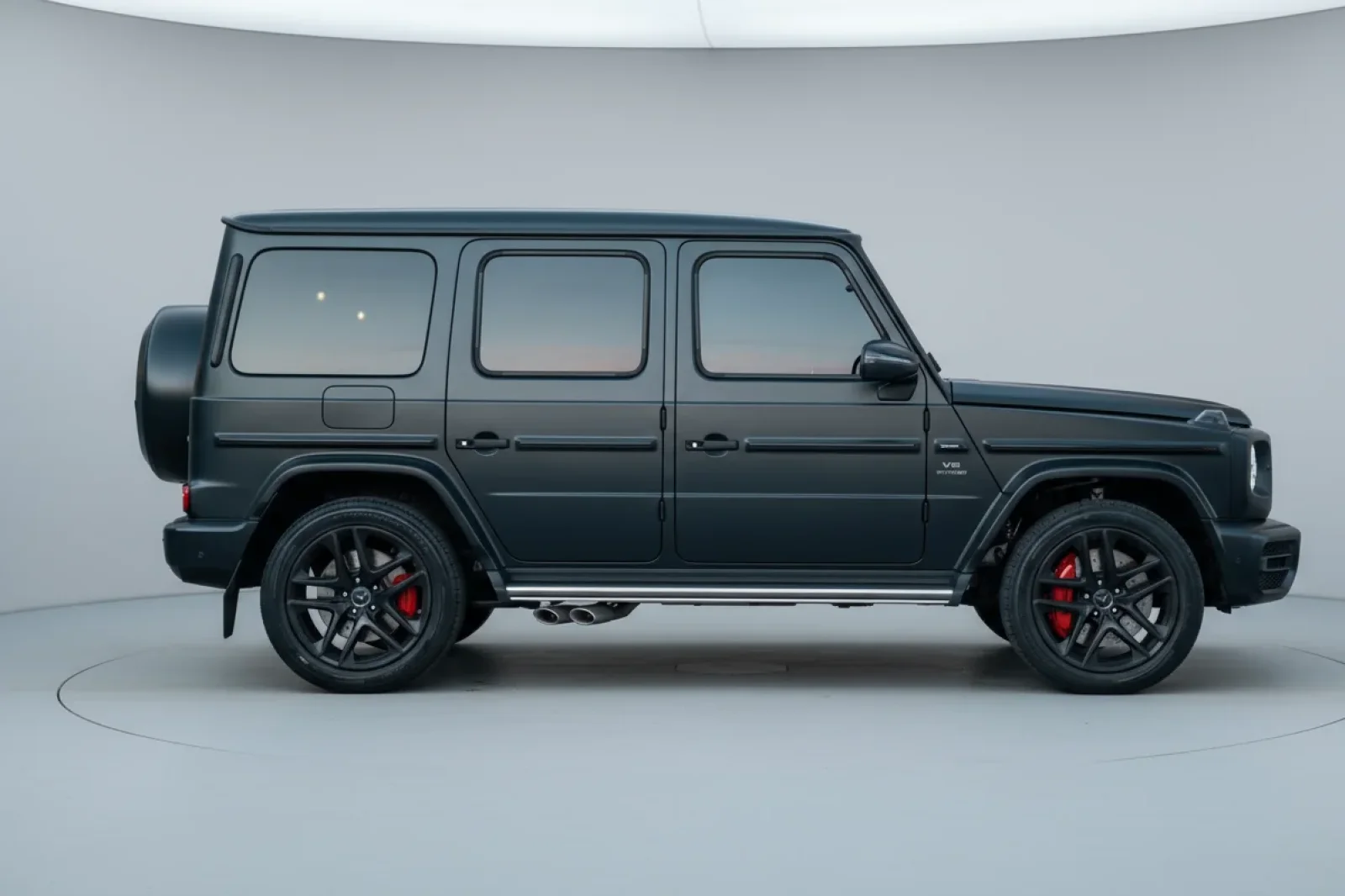 Аренда Mercedes-Benz G-Class 63 AMG Черный 2023 в Дубае - 4 