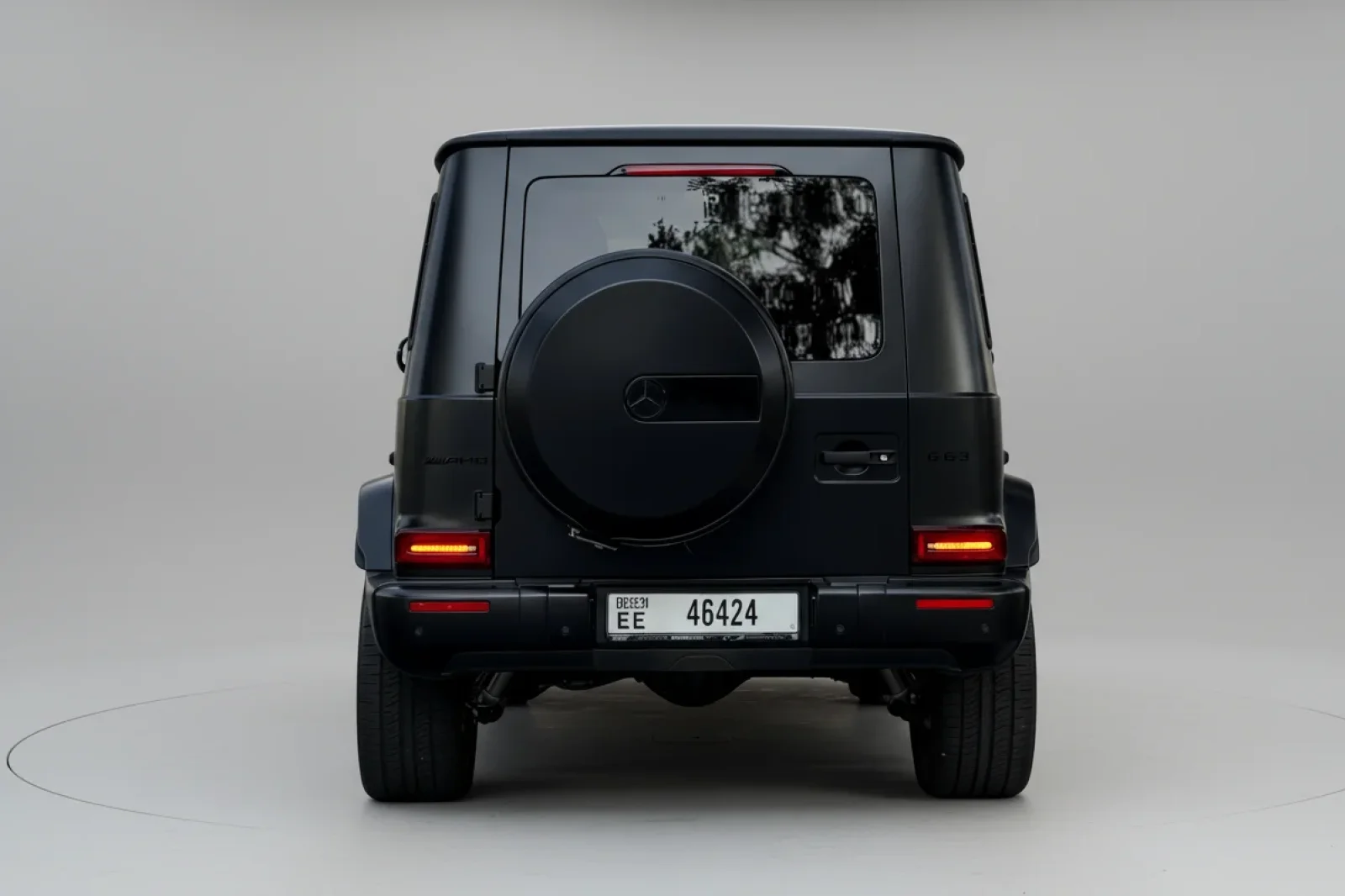 Loyer Mercedes-Benz G-Class 63 AMG Noir 2024 en Dubai - 9 