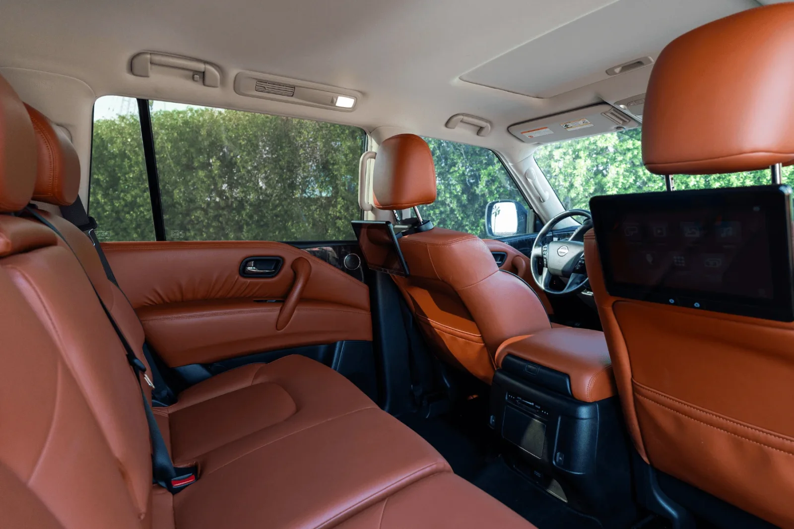 Kiralık Nissan Patrol  Gri 2024 içinde Dubai - 5 