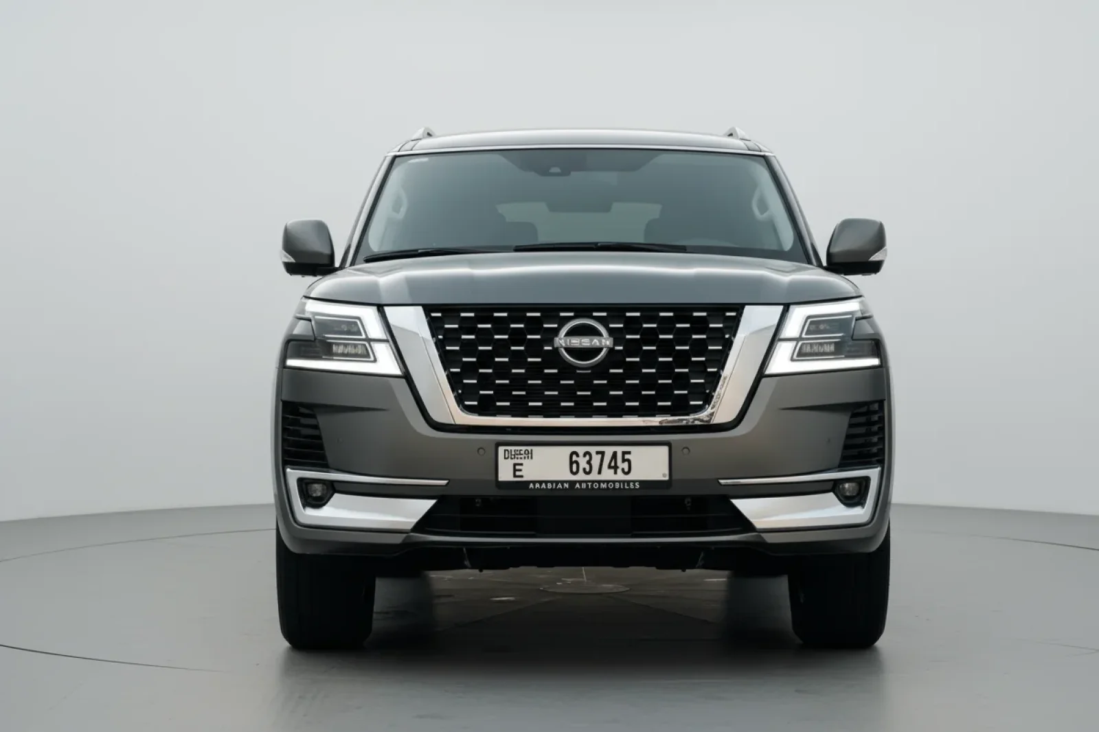 Kiralık Nissan Patrol  Gri 2024 içinde Dubai - 2 