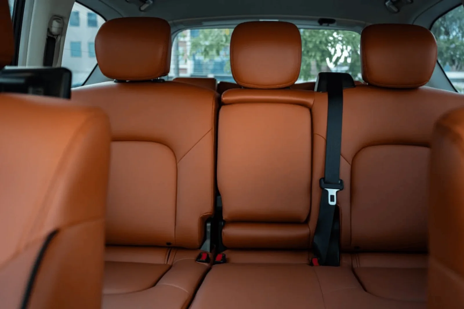 Miete Nissan Patrol  Weiß 2024 in der Dubai - 4 