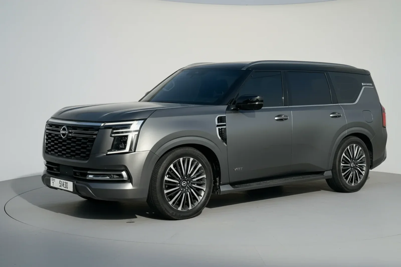 Kiralık Nissan Patrol  Gri 2025 içinde Dubai - 10 