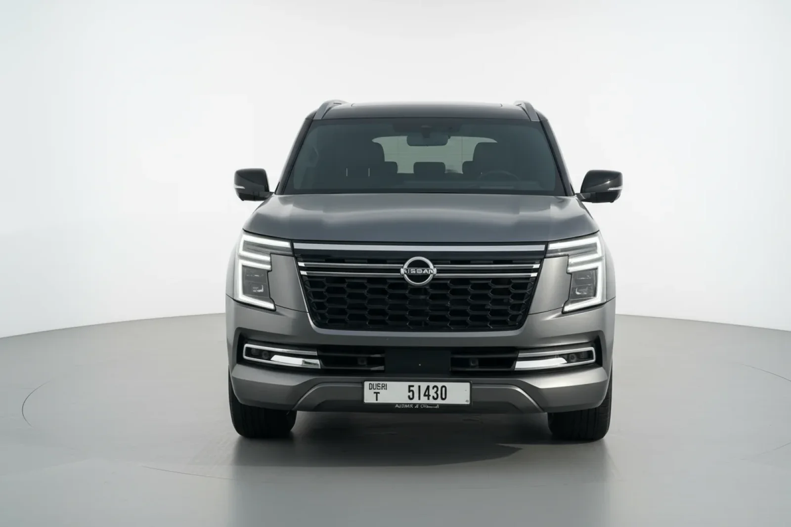 Kiralık Nissan Patrol  Gri 2025 içinde Dubai - 2 