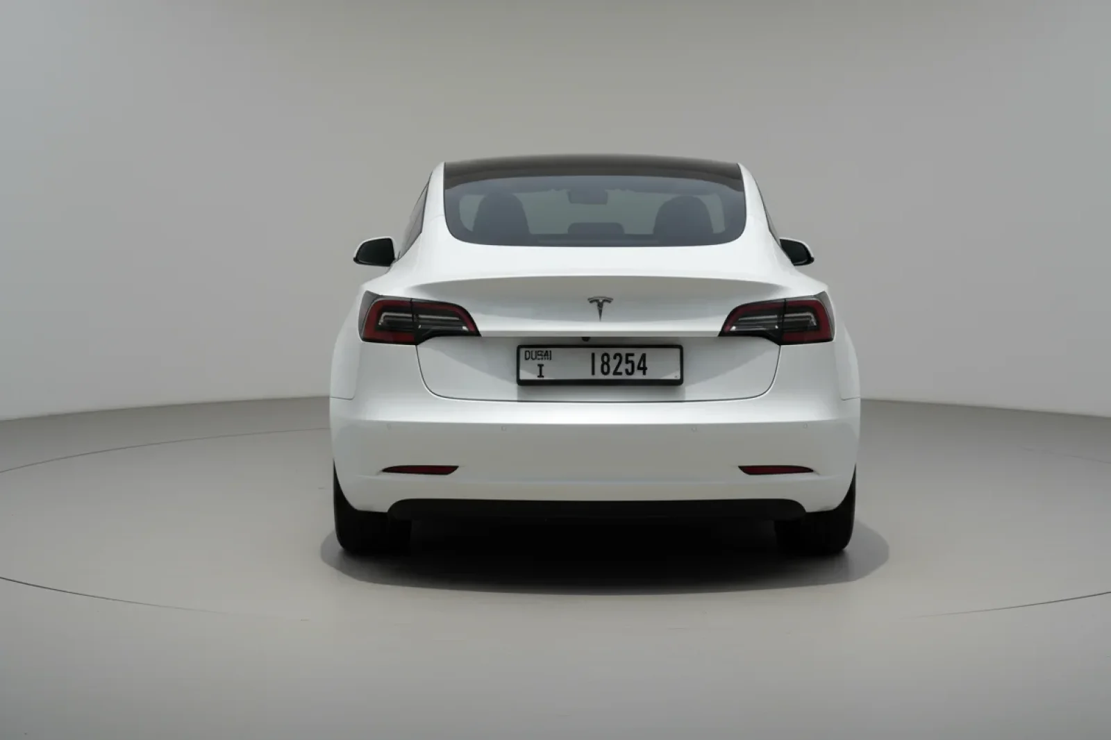 Аренда Tesla Model 3  Белый 2023 в Дубае - 9 