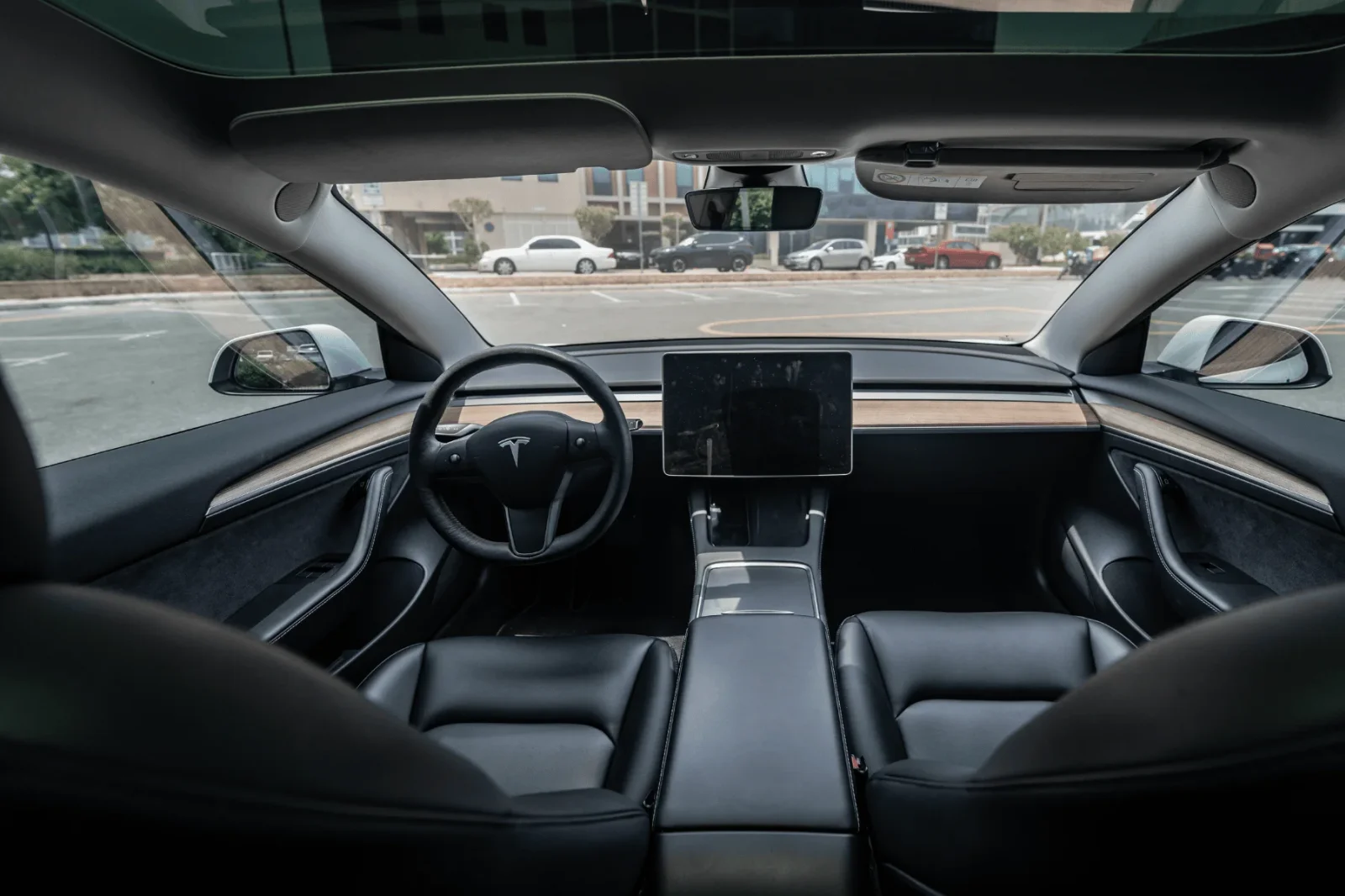 Аренда Tesla Model 3  Белый 2023 в Дубае - 5 