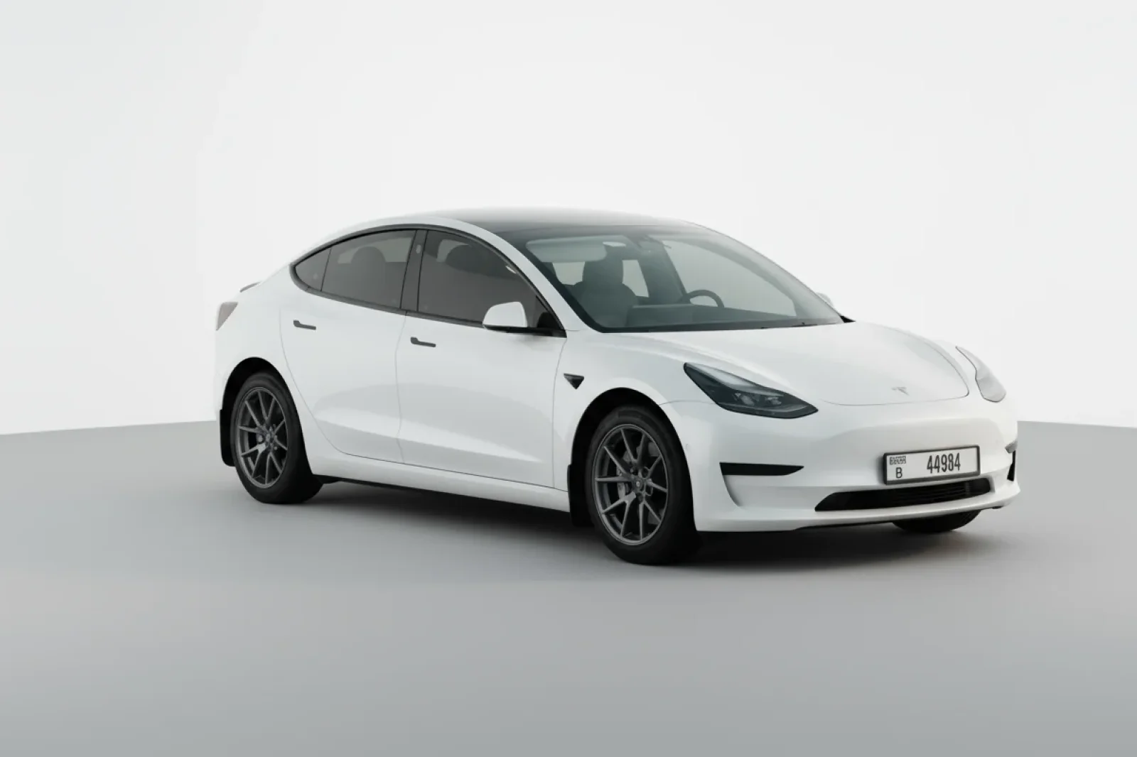 Аренда Tesla Model 3  Белый 2023 в Дубае - 2 