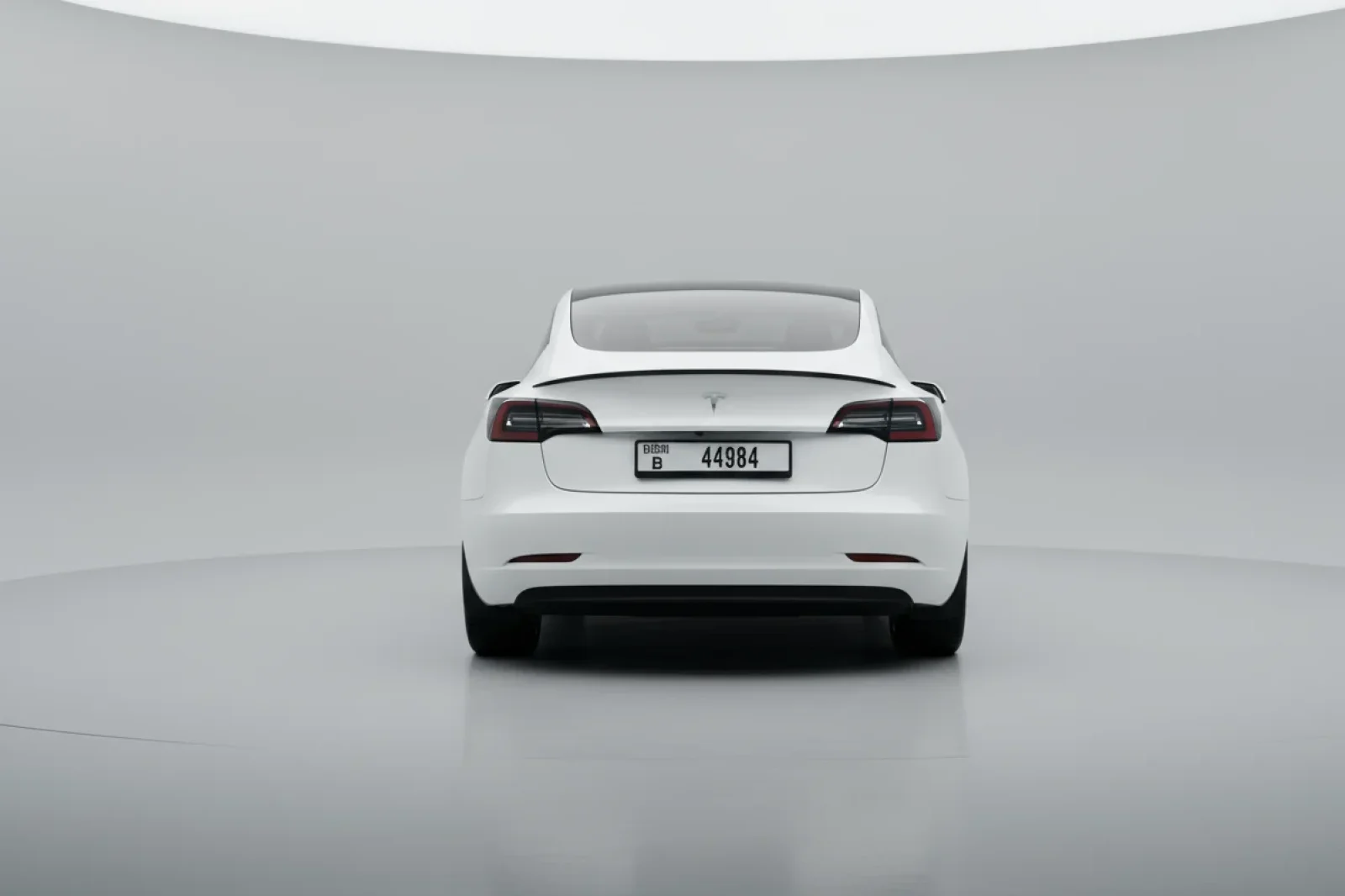 Аренда Tesla Model 3  Белый 2023 в Дубае - 10 