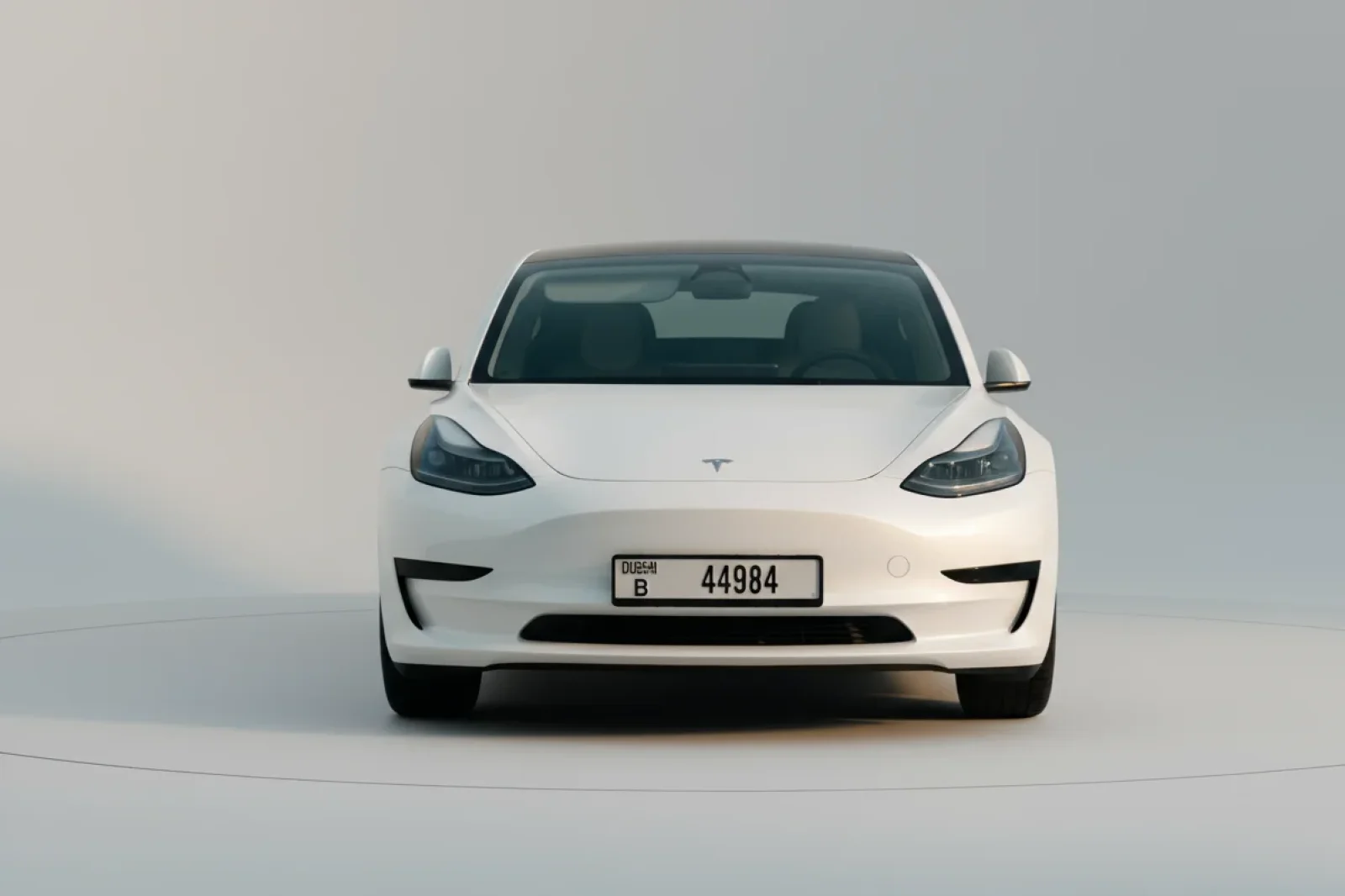 Аренда Tesla Model 3  Белый 2023 в Дубае - 7 