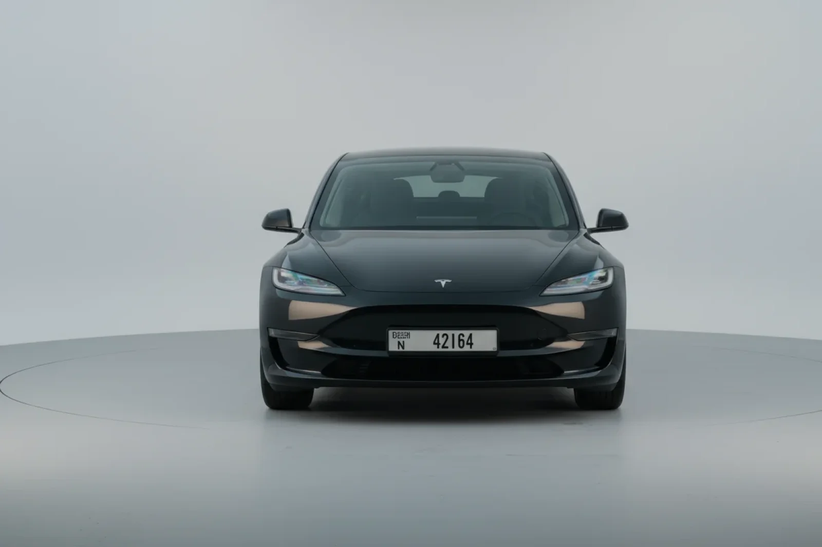 Аренда Tesla Model 3  Черный 2024 в Дубае - 2 