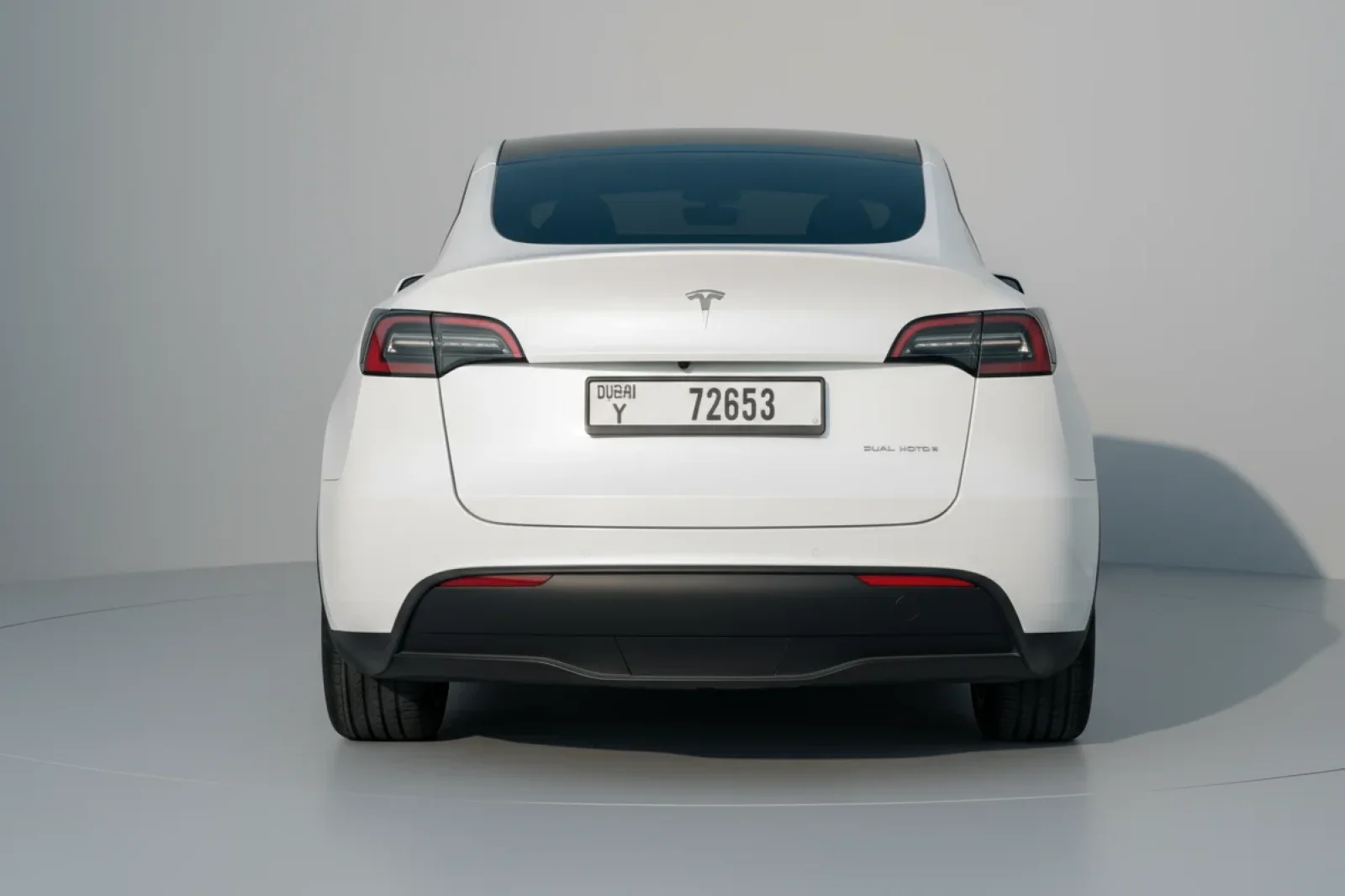 Аренда Tesla Model Y  Белый 2022 в Дубае - 6 