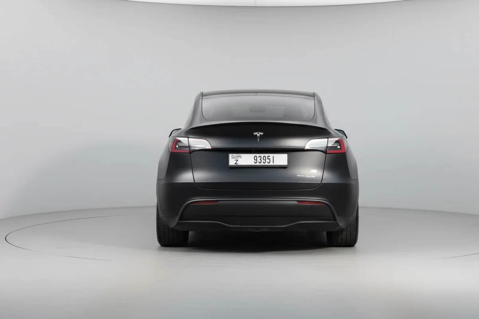 Аренда Tesla Model Y  Черный 2023 в Дубае - 2 