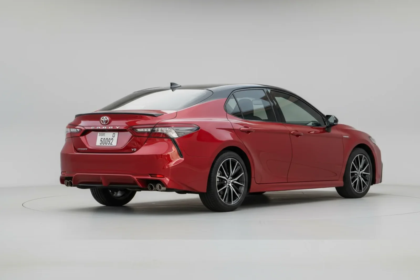 Loyer Toyota Camry 3.5L Rouge 2022 en Dubai - 7 