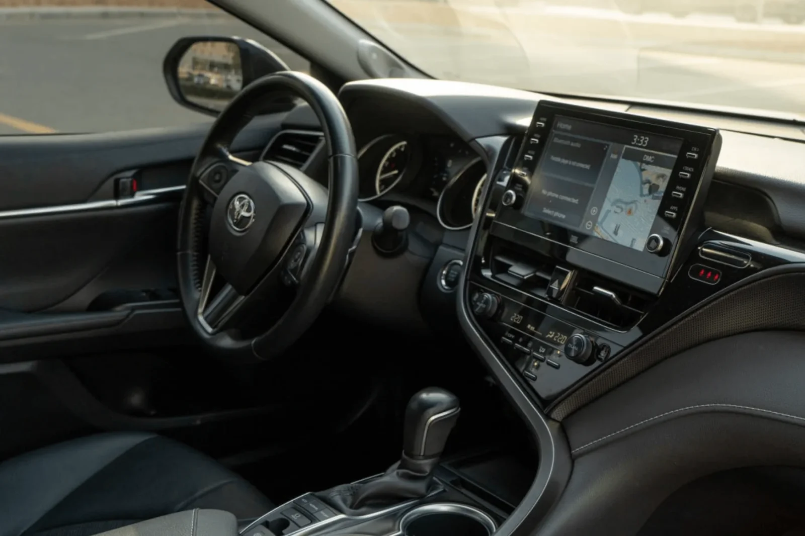 Loyer Toyota Camry 3.5L Rouge 2022 en Dubai - 4 