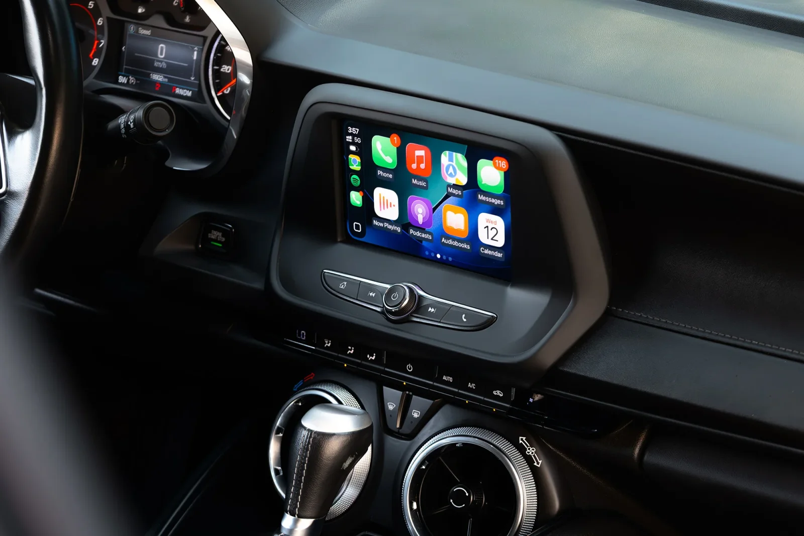 Аренда Chevrolet Camaro  Черный 2023 в Дубае - 5 