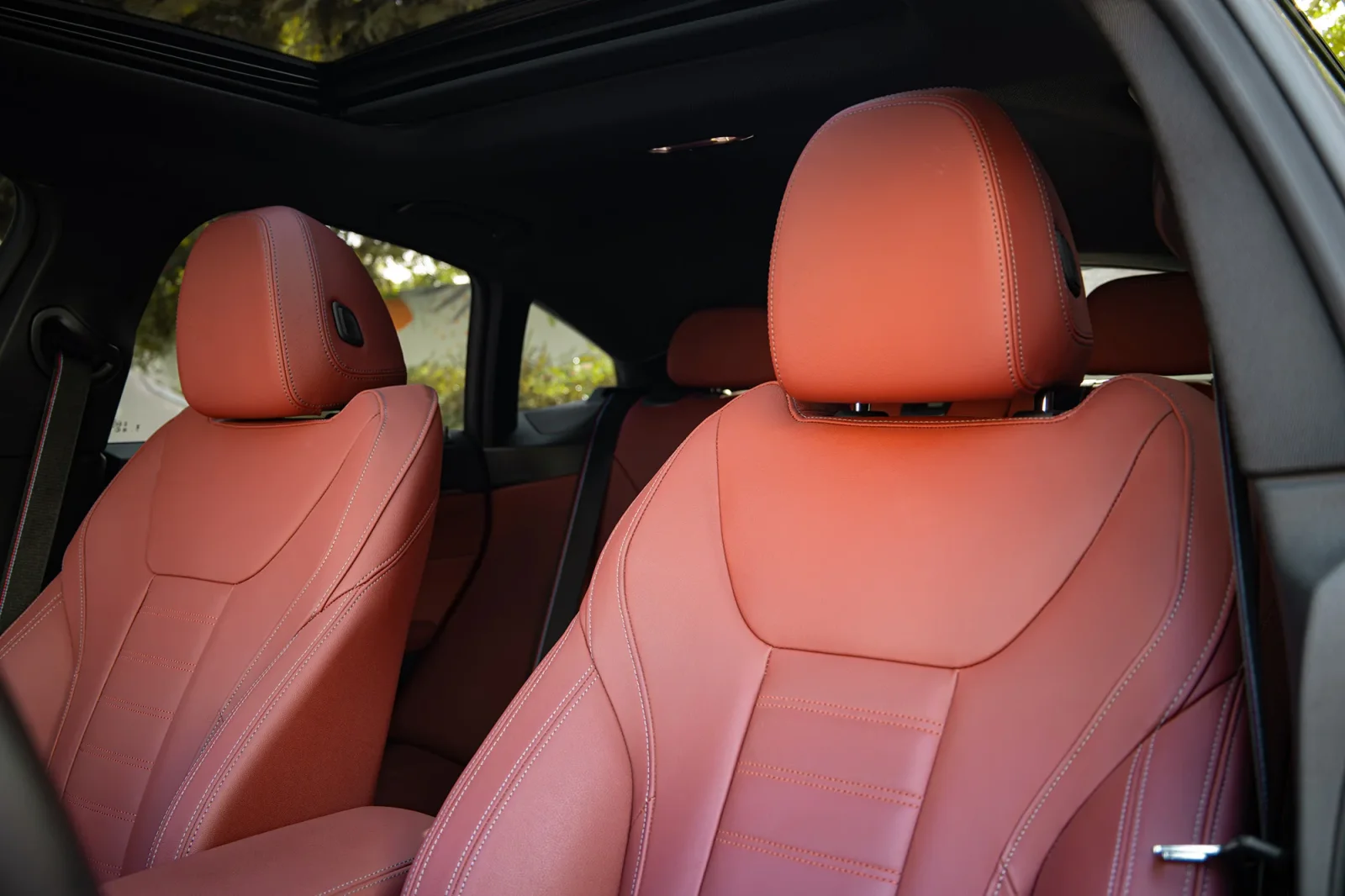 Kiralık BMW M4 440 Gran Coupe Gri 2024 içinde Dubai - 11 