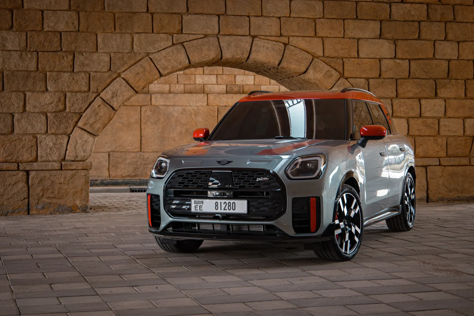 Alquiler Mini Countryman JCW Gris 2024 en Dubái - 8 