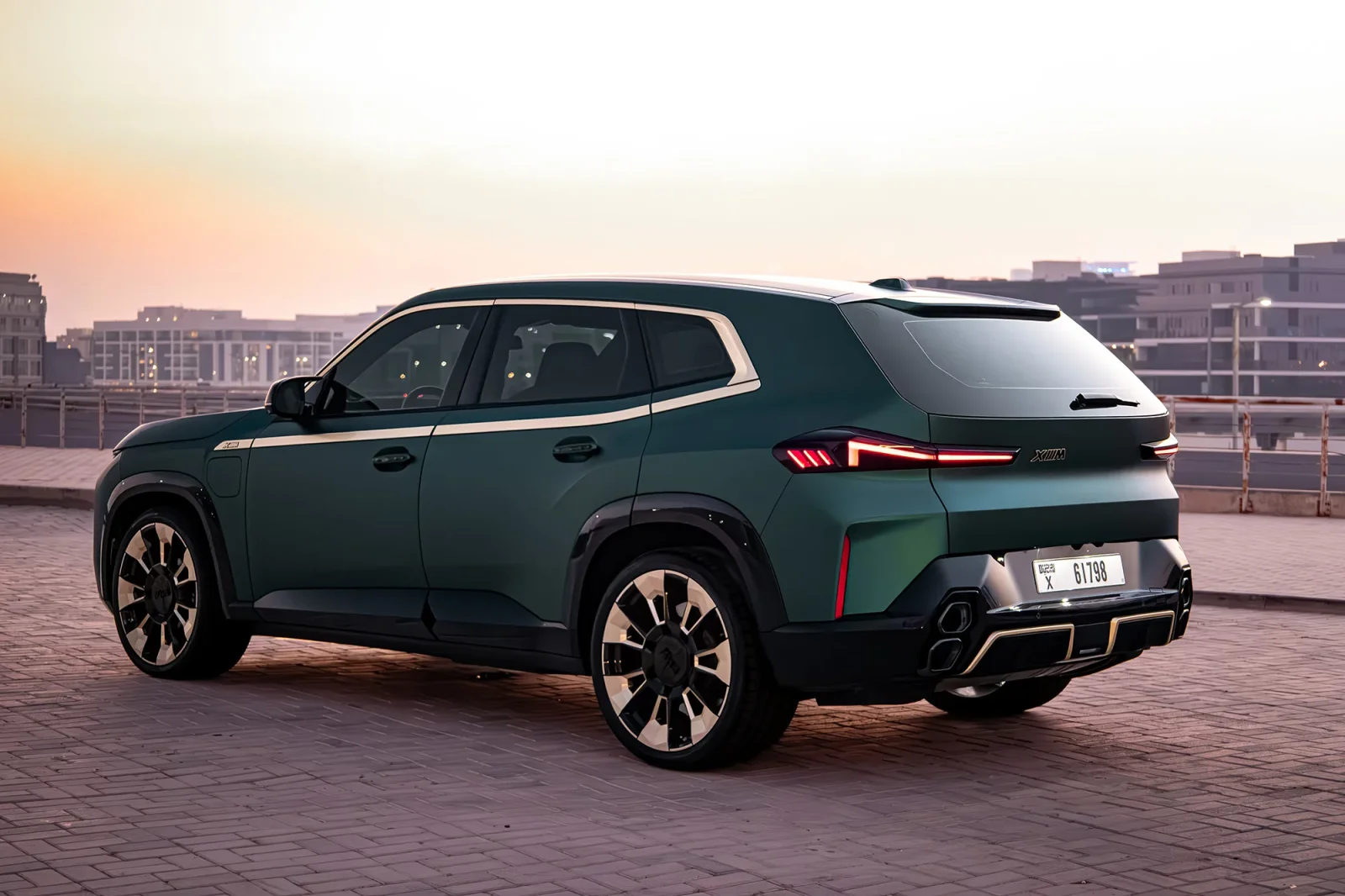 Аренда BMW XM  Зеленый 2023 в Дубае - 13 