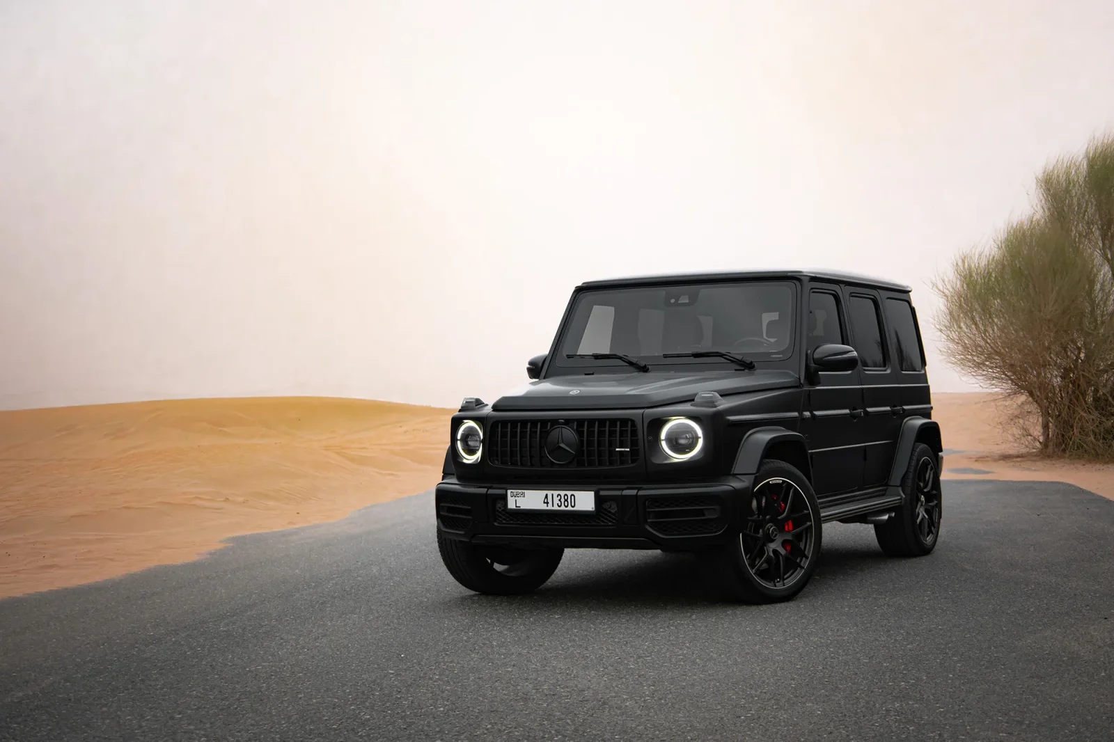 Kiralık Mercedes-Benz G-Class 63 AMG Siyah 2022 içinde Dubai