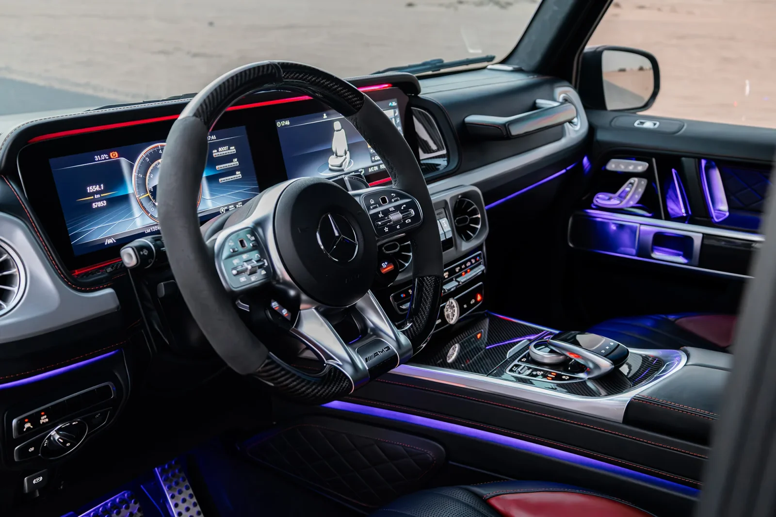 Kiralık Mercedes-Benz G-Class 63 AMG Siyah 2022 içinde Dubai - 4 