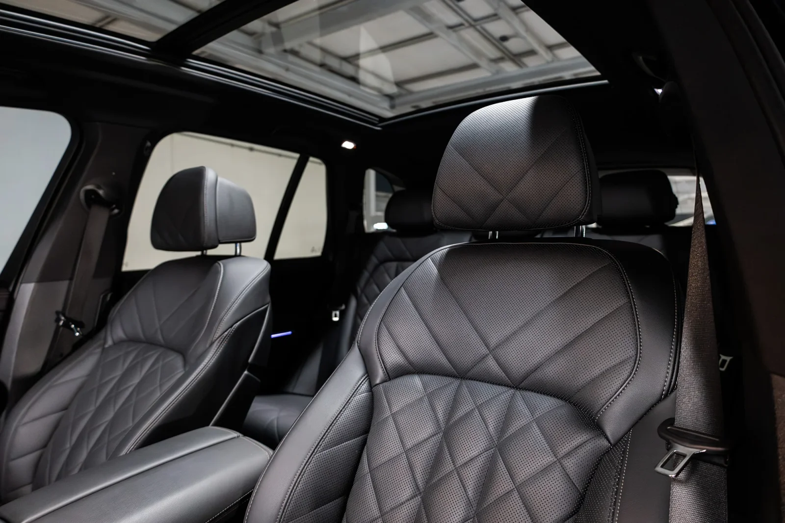 Rent BMW X5 40i Black 2025 in Dubai - 5 