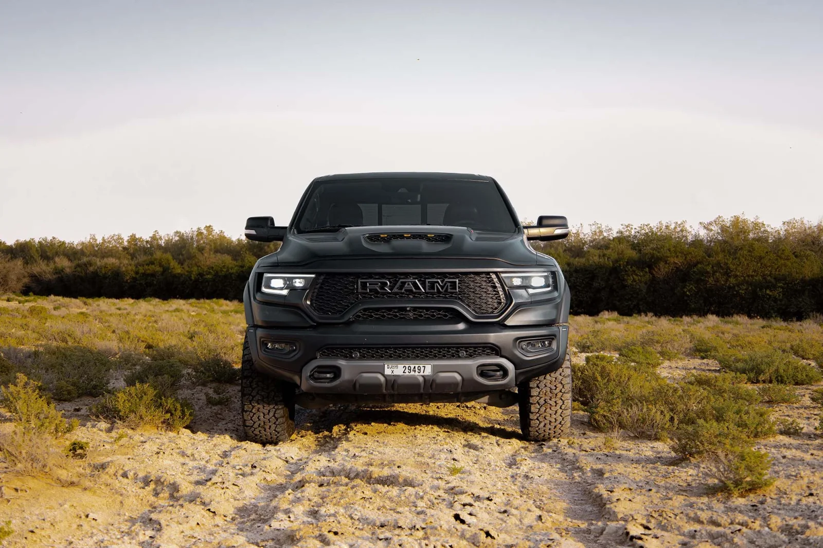 Аренда Dodge Ram TRX  Черный 2021 в Дубае - 2 