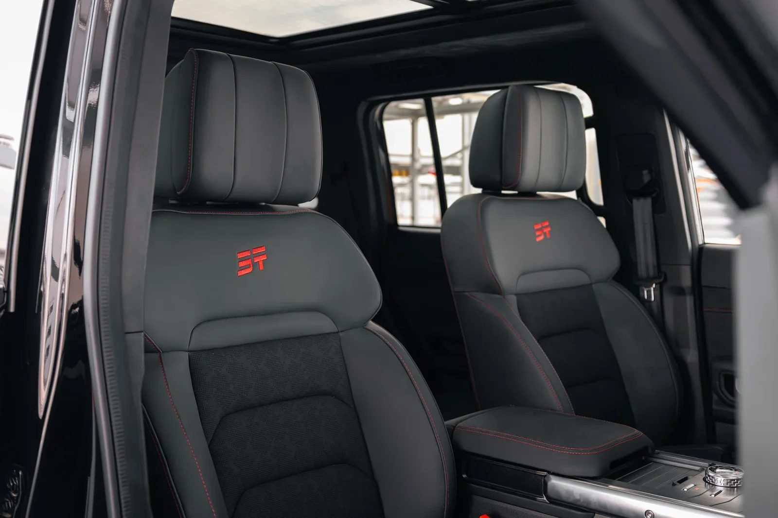 Rent Jetour T2  Black 2024 in Dubai - 4 