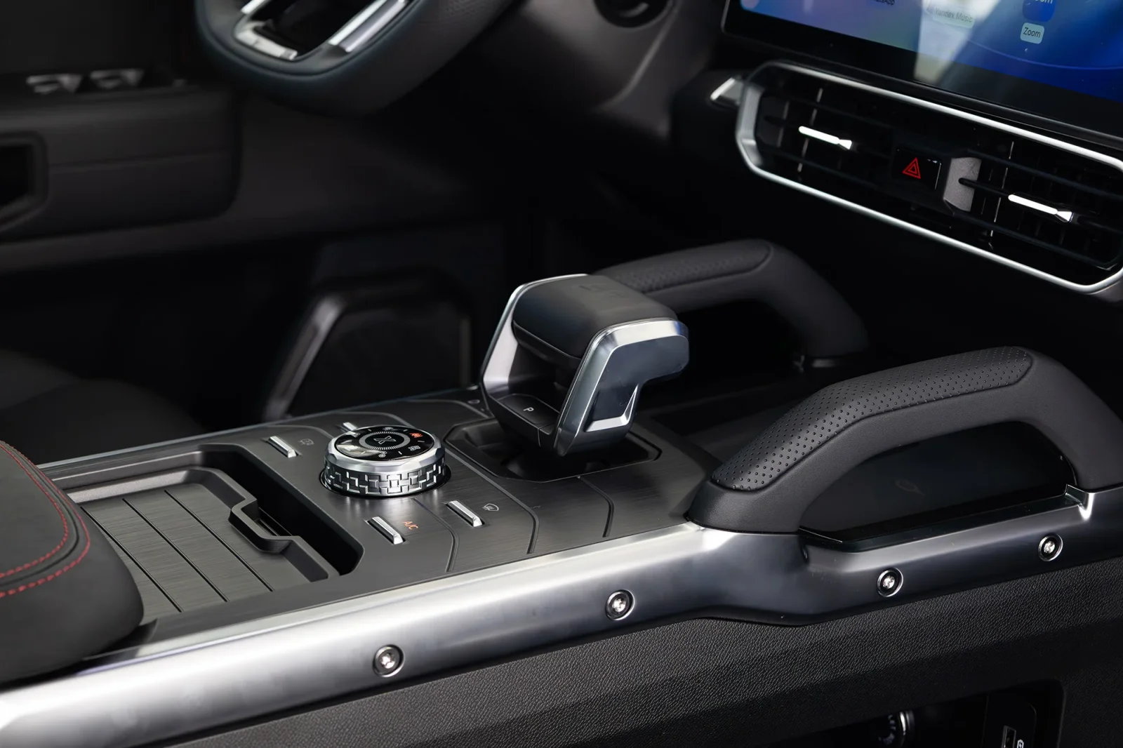 Rent Jetour T2  Black 2024 in Dubai - 7 